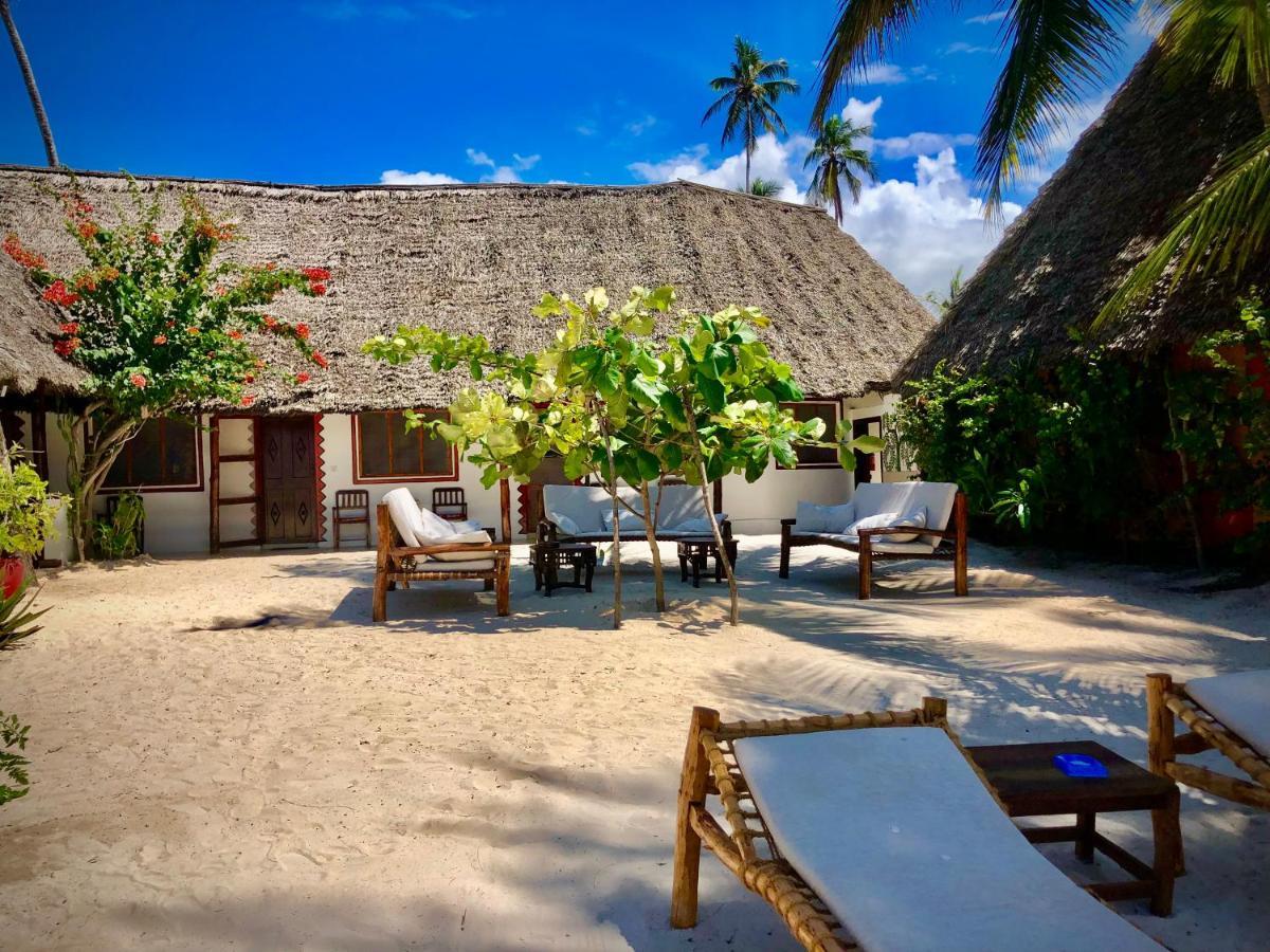 Simba Beach Zanzibar Kiwengwa  Bagian luar foto