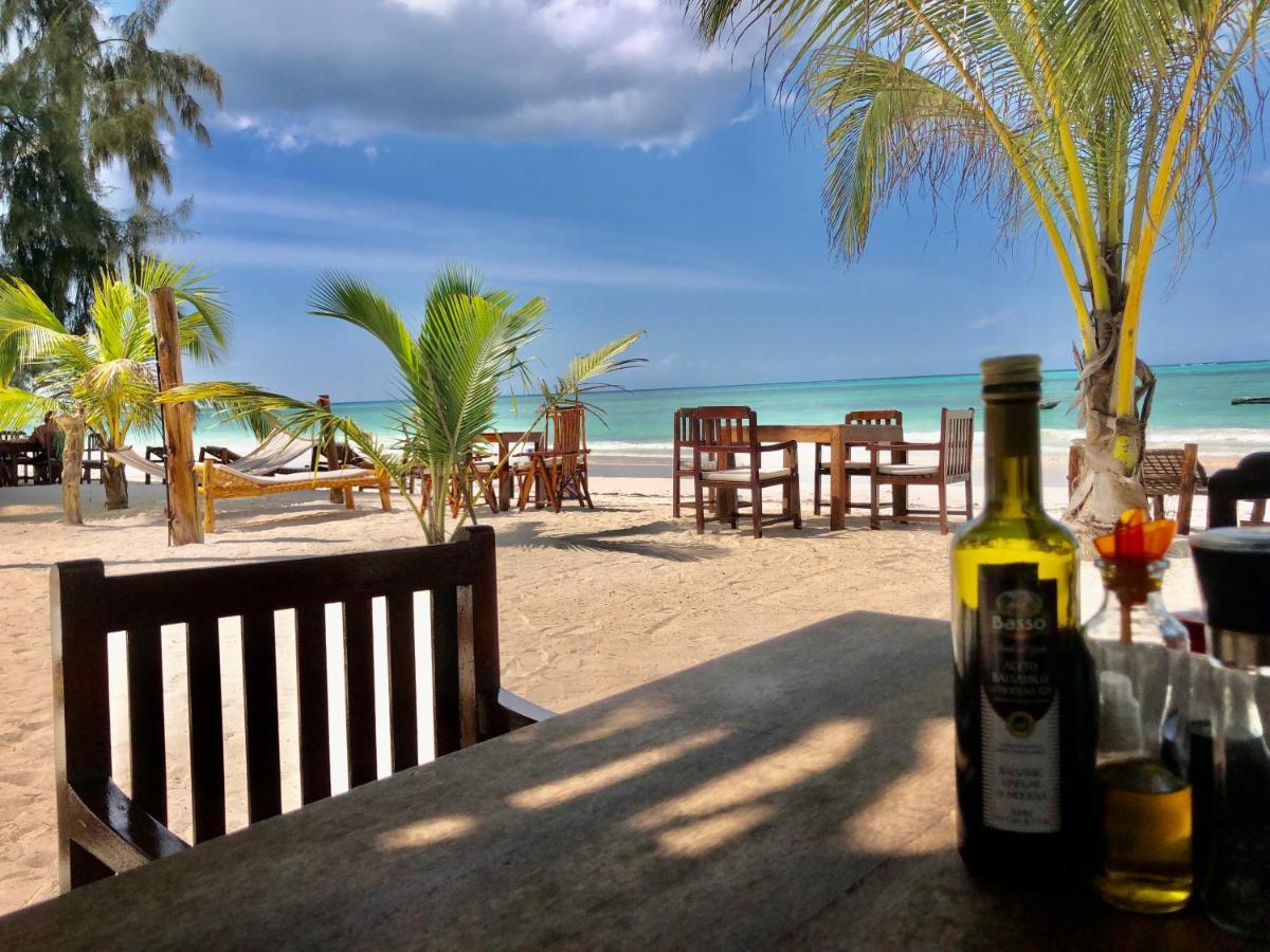 Simba Beach Zanzibar Kiwengwa  Bagian luar foto